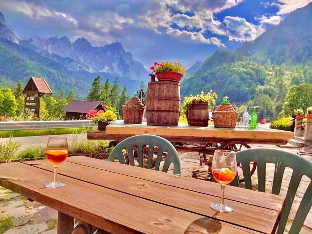 Albergo Piani Di Luzza Форни Аволтри Екстериор снимка